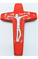 Croix ceramique rouge avec christ / 16*11.5 cms